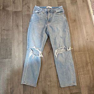 Ambercrombie and Fitch Mom high rise curve Love highrise jeans size 0